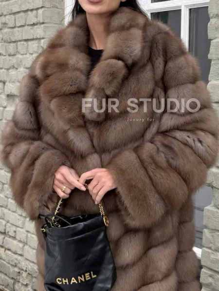 Длинная шуба из меха куницы - фото 3