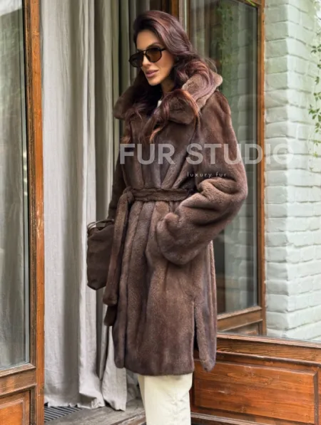 Норковая шуба с капюшоном - цвет орех - фото 5