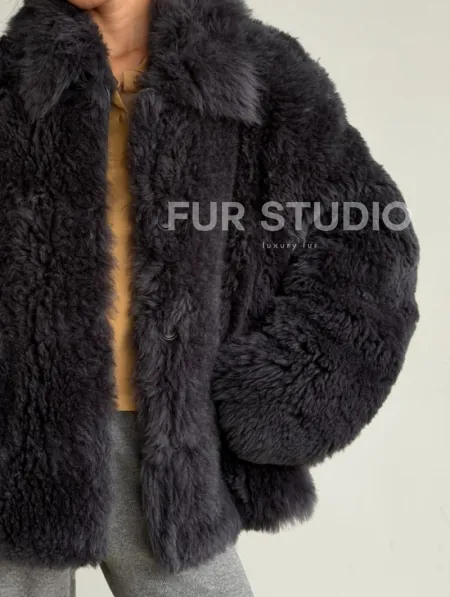 Короткая дубленка из овчины тиградо - фото 1