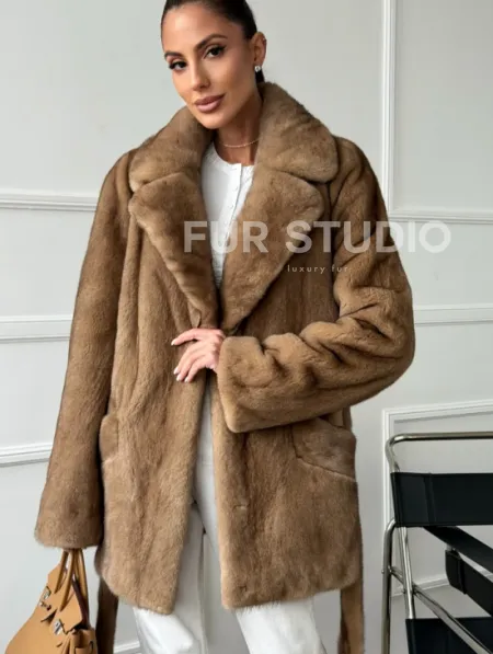 Полушубок норковый пастель с меховым поясом - фото 5