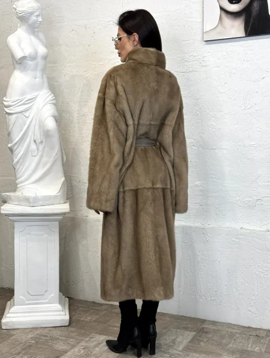 Элегантная норковая шуба кимоно с V-образным воротником в цвете Pastel - фото 5