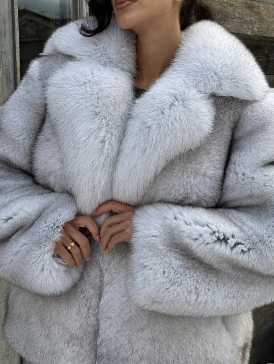 Шуба из финского песца с английским воротником - колотый лёд - фото 1