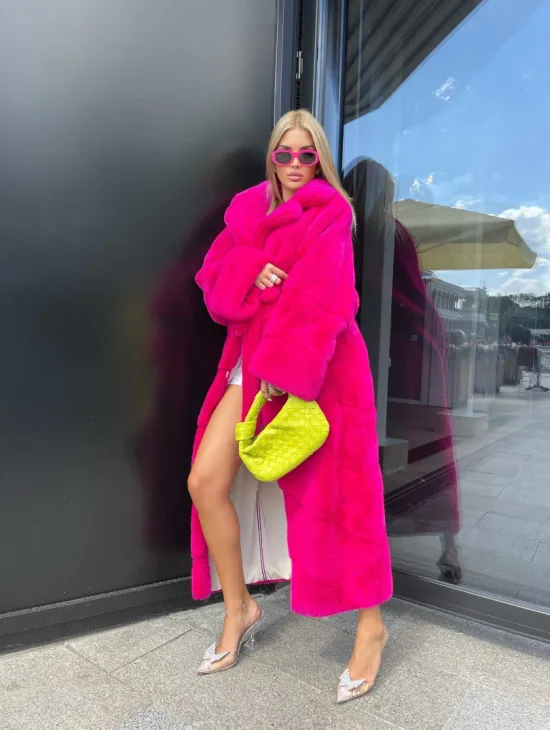 Норковая шуба в цвете фуксия длинная - фото 1