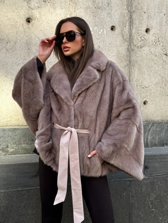 Автоледи из норки под пояс, фасон 