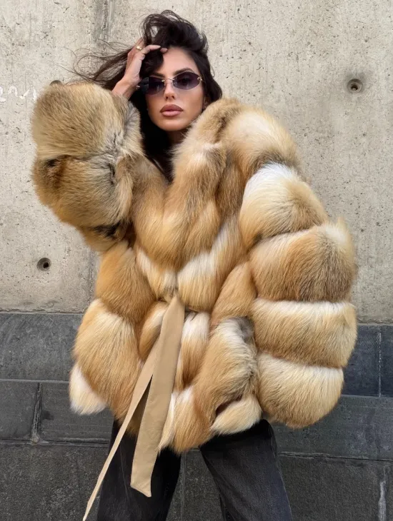 Шуба из меха лисы Golden Sunrise Premium с английским воротником - фото 0