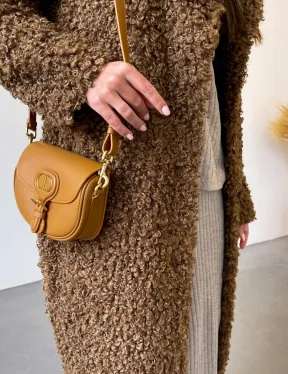 Шуба из искусственного меха - фото 1