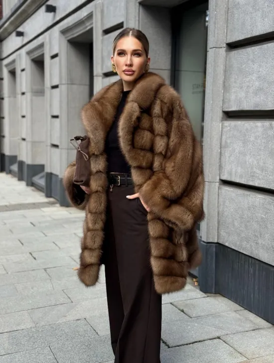 Шуба из куницы оверсайз - фото 17