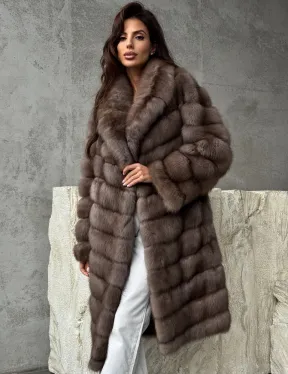 Шуба из куницы средней длины - фото 5