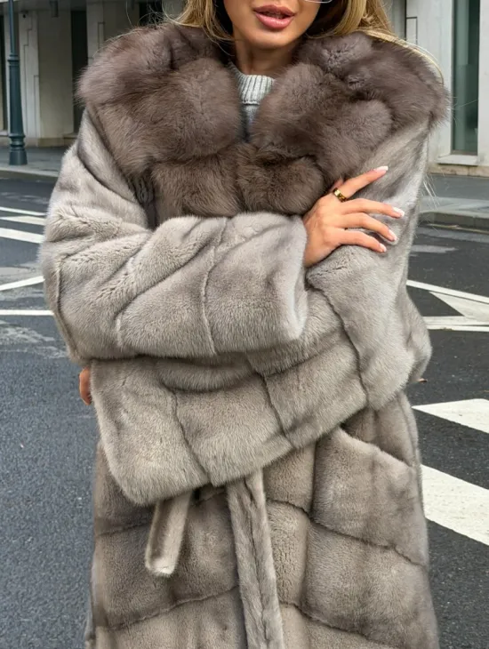 Шуба норковая женская с капюшоном куница - фото 3