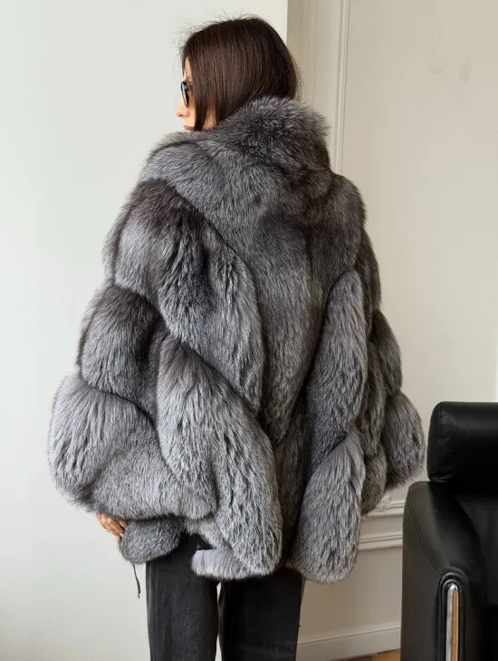 Шуба - пончо из лисы - фото 7