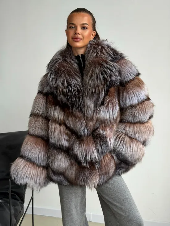 Шуба из меха лисы блюфрост - фото 5