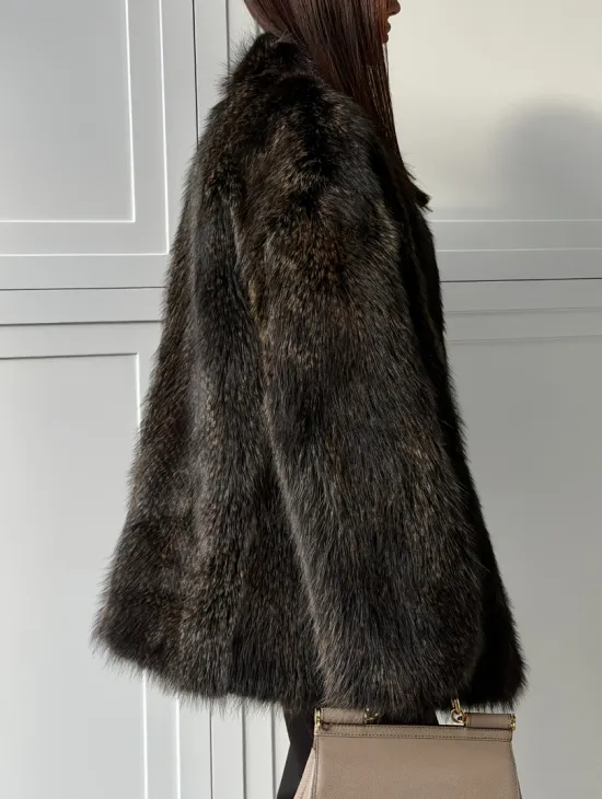 Женский полушубок из меха Финского енота Saga - фото 8