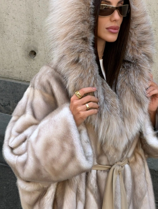 Норковая шуба oversize с капюшоном из рыси - фото 4