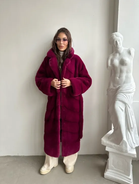 Шуба из меха плюшевой норки Velvet - английский воротник - фото 1